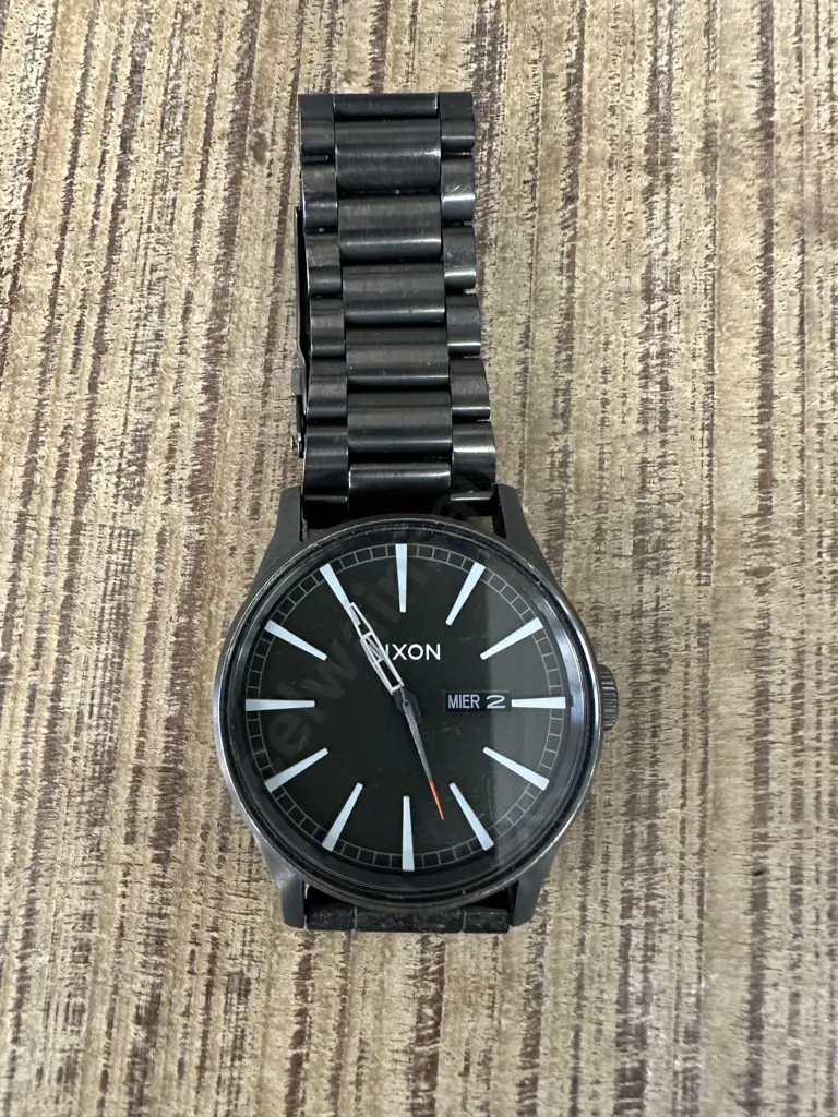 Grey Mens Nixon Never Be Late Watch The Sentry SS Image 1++
