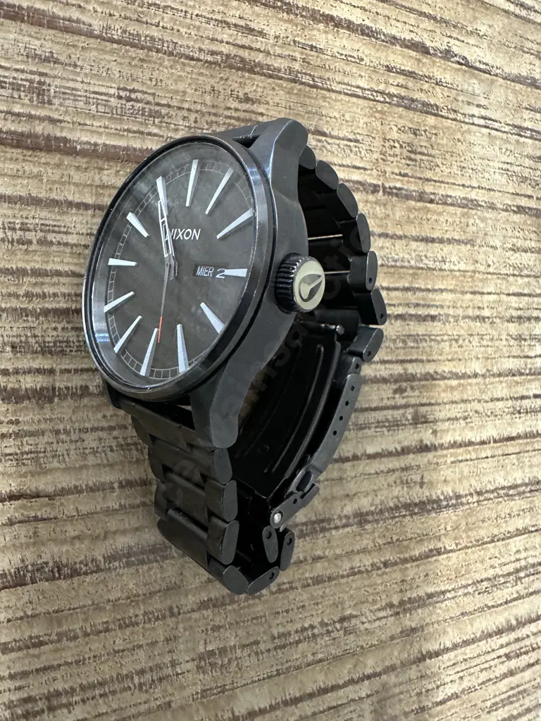 Grey Mens Nixon Never Be Late Watch The Sentry SS Image 1++