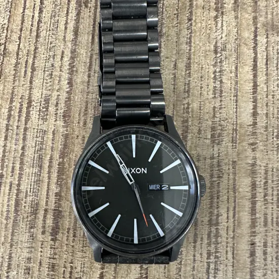 Grey Mens Nixon Never Be Late Watch The Sentry SS