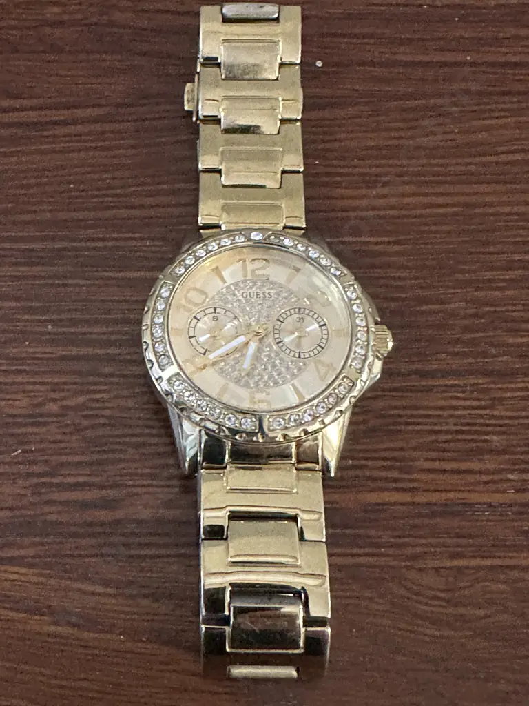 Womens Guess Watch Model WO705L2 Ix Clear Stone Missing Image 1++