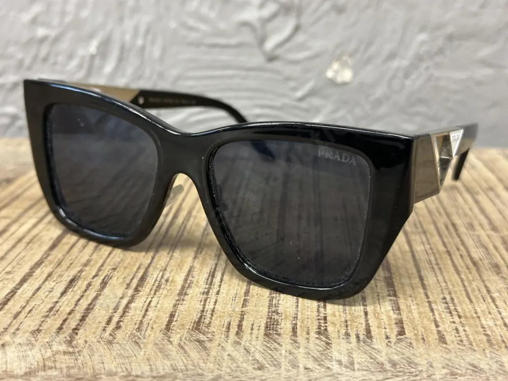 Prada Sunglasses Made In Italy 2801 53 19 145 Image 1++