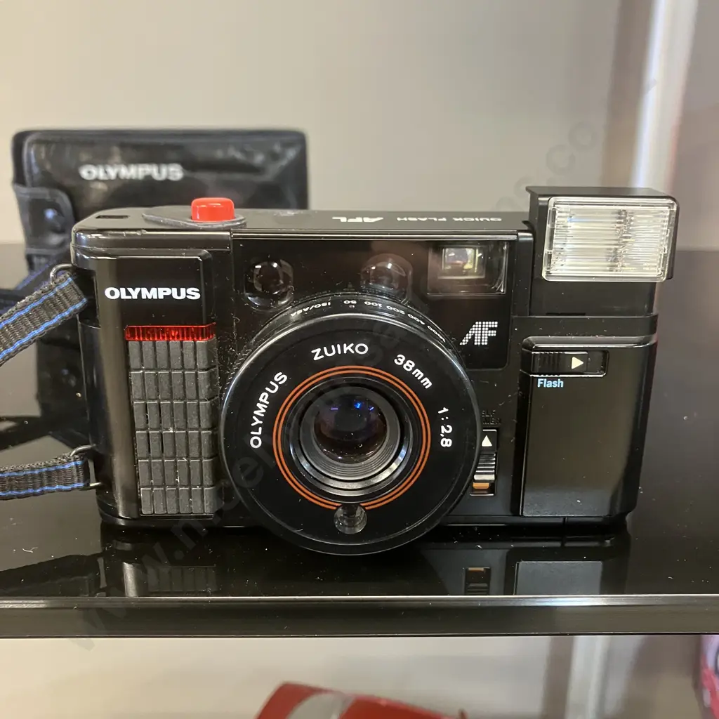 OLYMPUS AFL ("Picasso") Compact 35mm Film Camera - Zuiko 38mm f2.8  With Case, (Released 1983) Image 1++