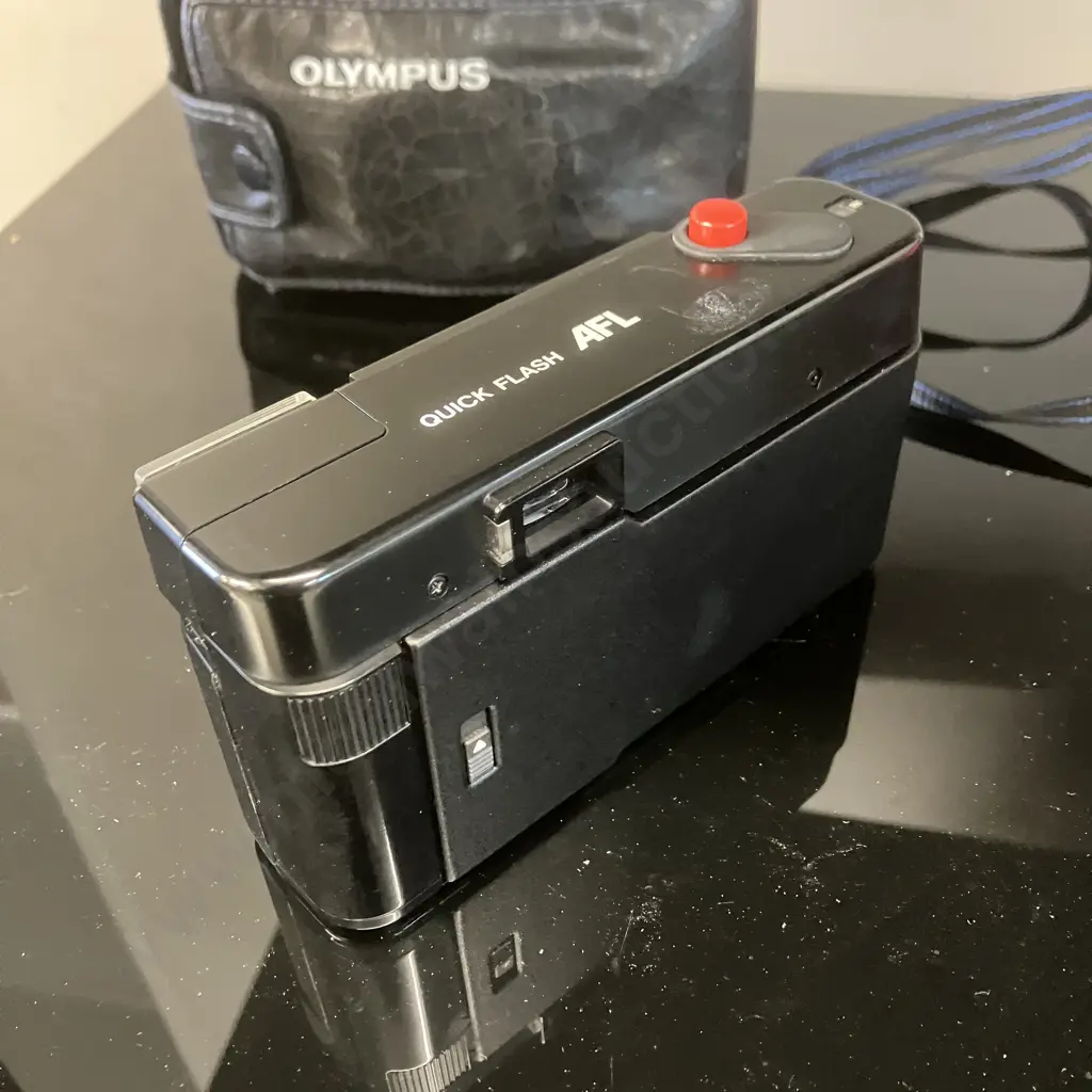 OLYMPUS AFL ("Picasso") Compact 35mm Film Camera - Zuiko 38mm f2.8  With Case, (Released 1983) Image 1++