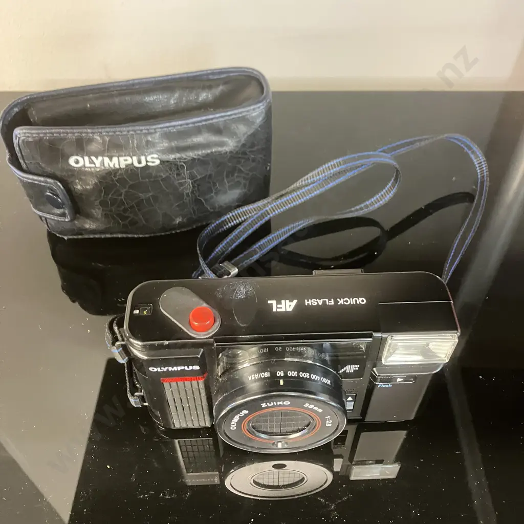 OLYMPUS AFL ("Picasso") Compact 35mm Film Camera - Zuiko 38mm f2.8  With Case, (Released 1983) Image 1++
