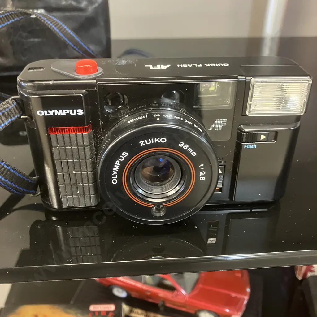 OLYMPUS AFL ("Picasso") Compact 35mm Film Camera - Zuiko 38mm f2.8  With Case, (Released 1983) Image 1++