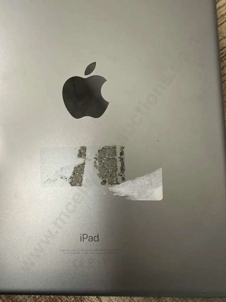 Apple Ipad 6th Gen A1954 Serial Number DMPXX8MIJF88 Image 1++
