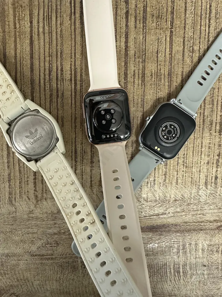 Grey Fit Bit, Oppo & White Adidas Unisex Watch ADM2924 Image 1++