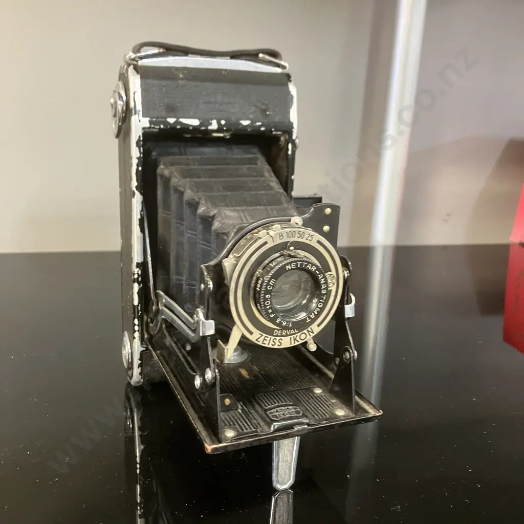 Zeiss Ikon NETTAR 515/2 with Nettar-Anastigmat 105mm f6.3 Derval Leaf Shutter (#J38147) 1930s Image 1++
