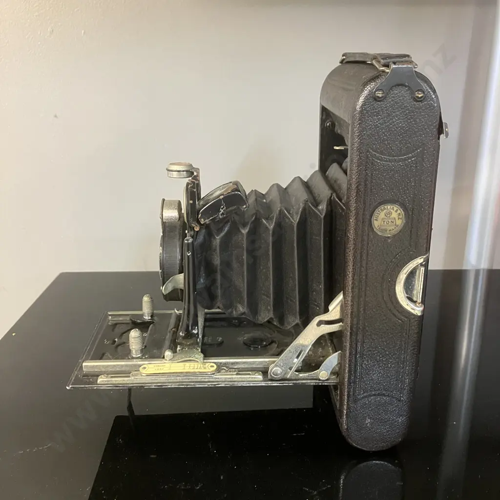 1920's Ensign Flush Back Folding Bellows Camera With Anastigmat Cooke-Luxor f6.8 Image 1++