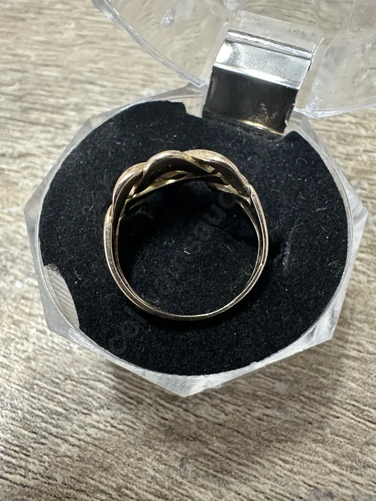 Small 14k Stamped Gold Ring Cross Over Detail Image 1++