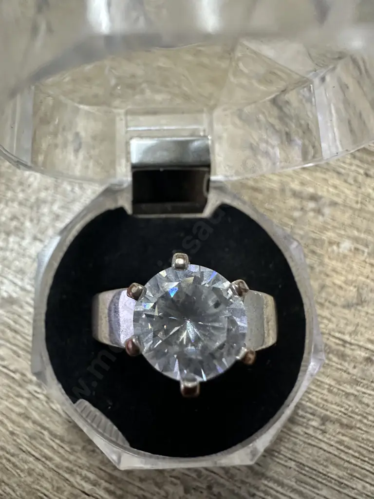 Large Stamped 925 Ring With Large Clear Gem Stone Image 1++