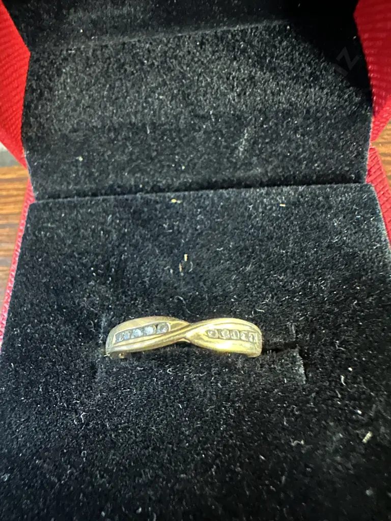 Micheal Hill Jewellers Gold Ring Stamped 10k With Small Diamonds Image 1++