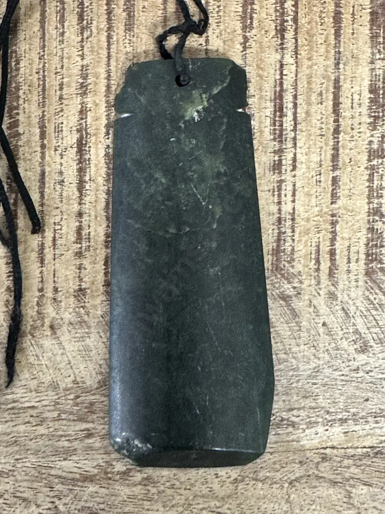 Large Pounamu Pendant Necklace (af) Image 1++