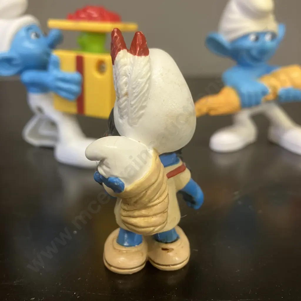 Vintage Smurf Schleich Native Ameican Smurfette With Baby (20555) Germany & 2011 Peyo Hefty Smurf & Clumsy Smurf (McD's) Image 1++