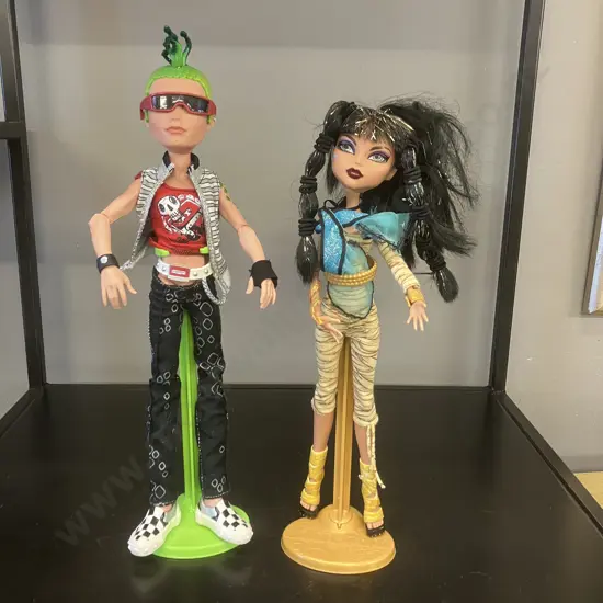 Monster High Dolls - Duece Gorgon & Cleo De Nile, 2008 First Wave With Stands