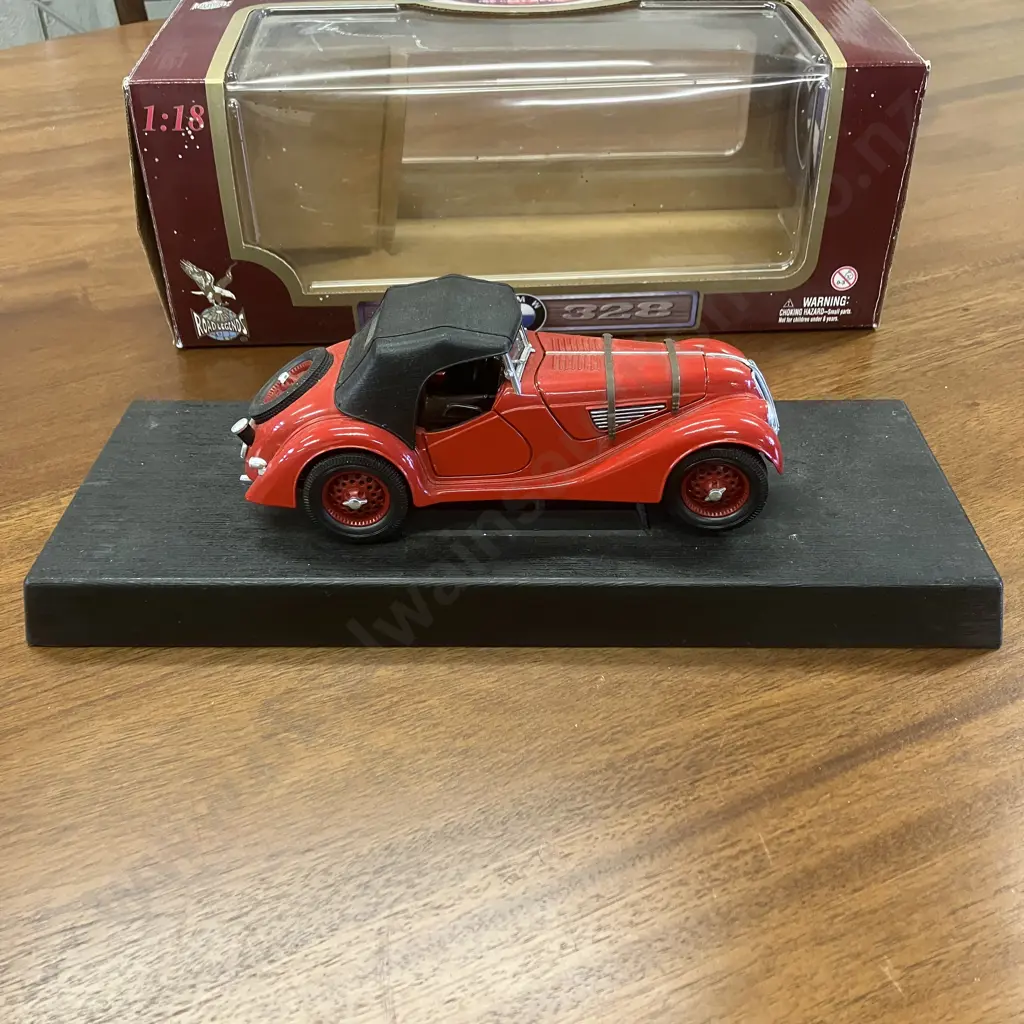 Road Legends 1:18 BMW 328 Die-Cast Model, Boxed Image 1++