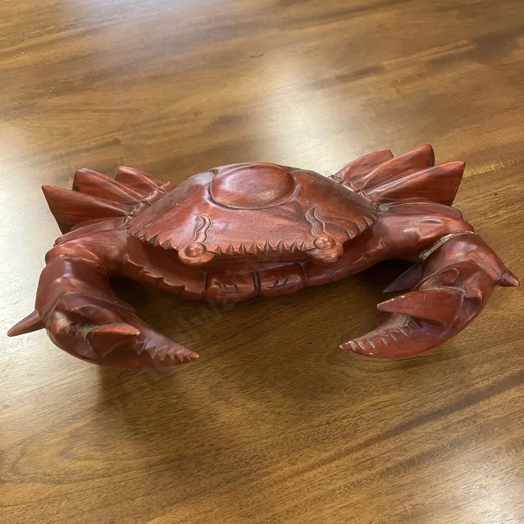 Large Carved Hardwood Crab With Hinged For Storage. H20 W48 D32cm (As Found) Image 1++