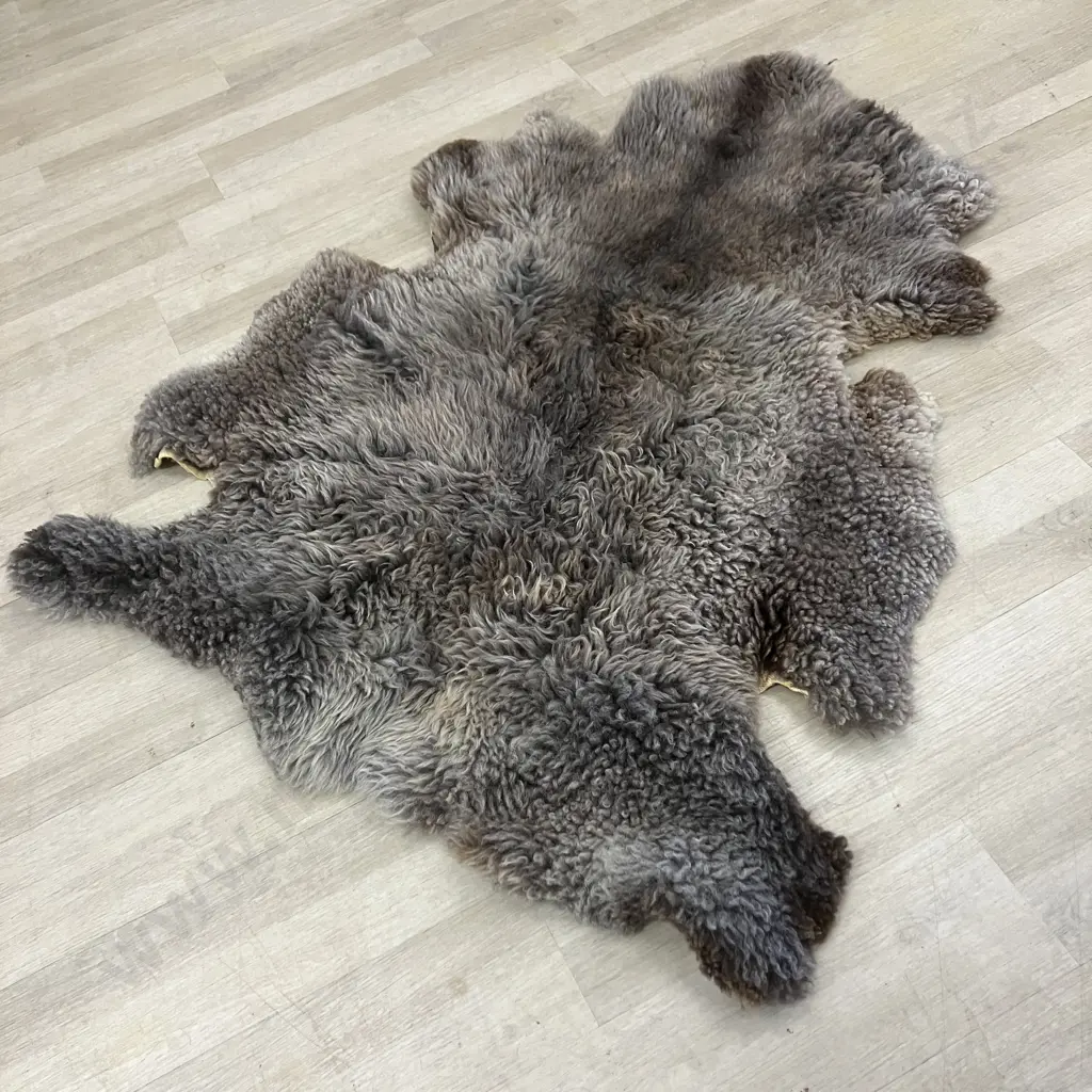 Sheepskin Floor Rug. 120 x 94cm Image 1++