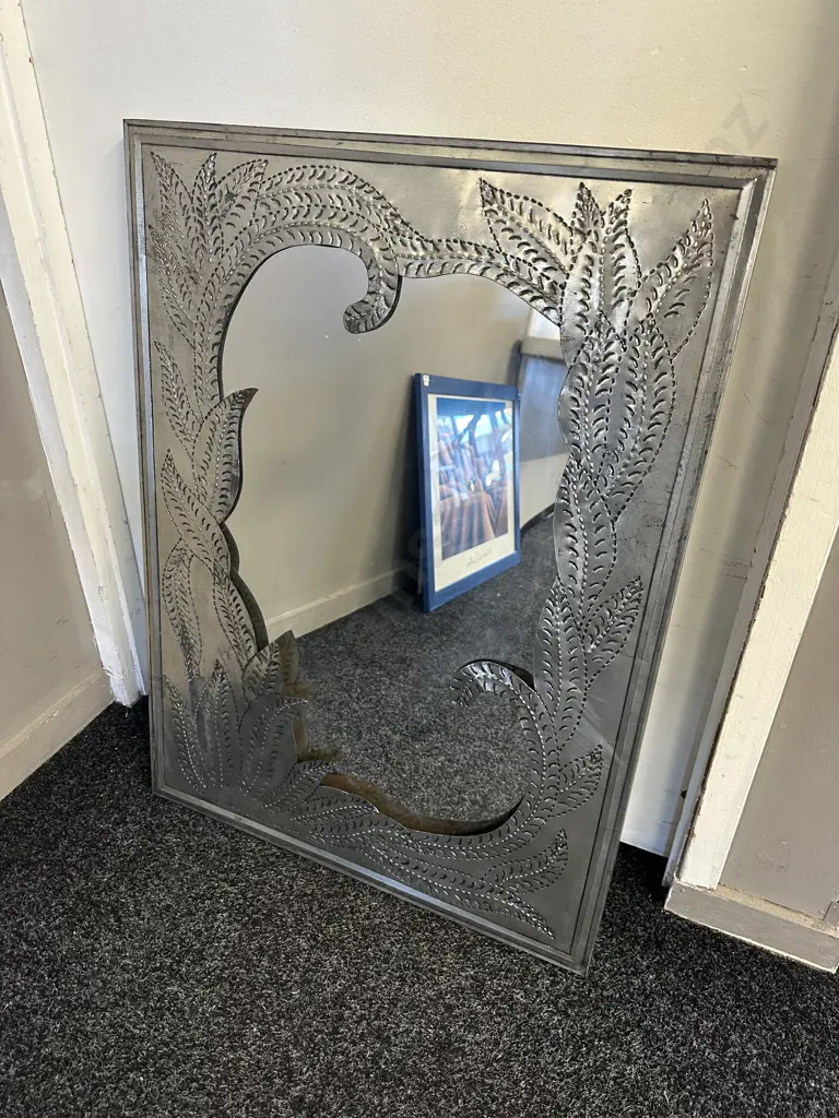 Metal Leaf Detailed Framed Mirror H77.5,W58cm. Image 1++