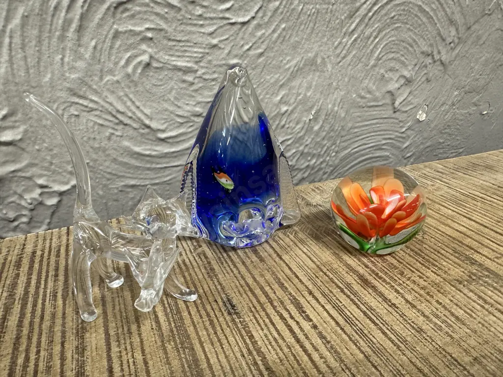 Vintage Glass Paper Weights & Cat With Bird Ornament Image 1++