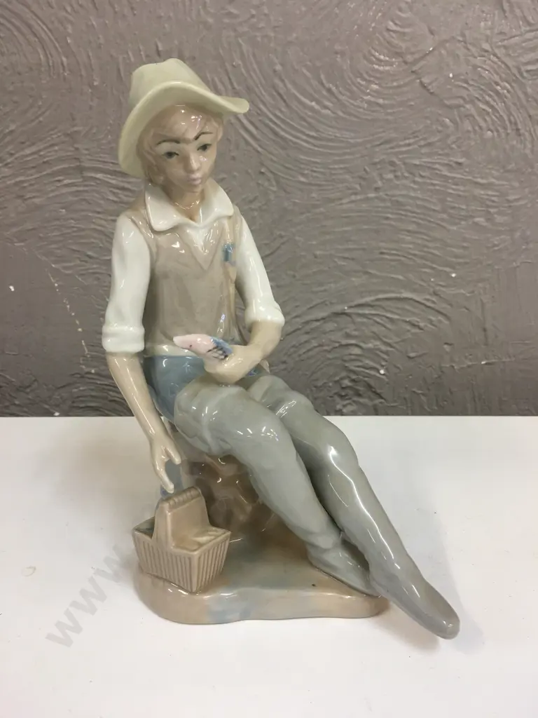 Vintage Cascades Figurine Boy With Fish H21cm. Image 1++