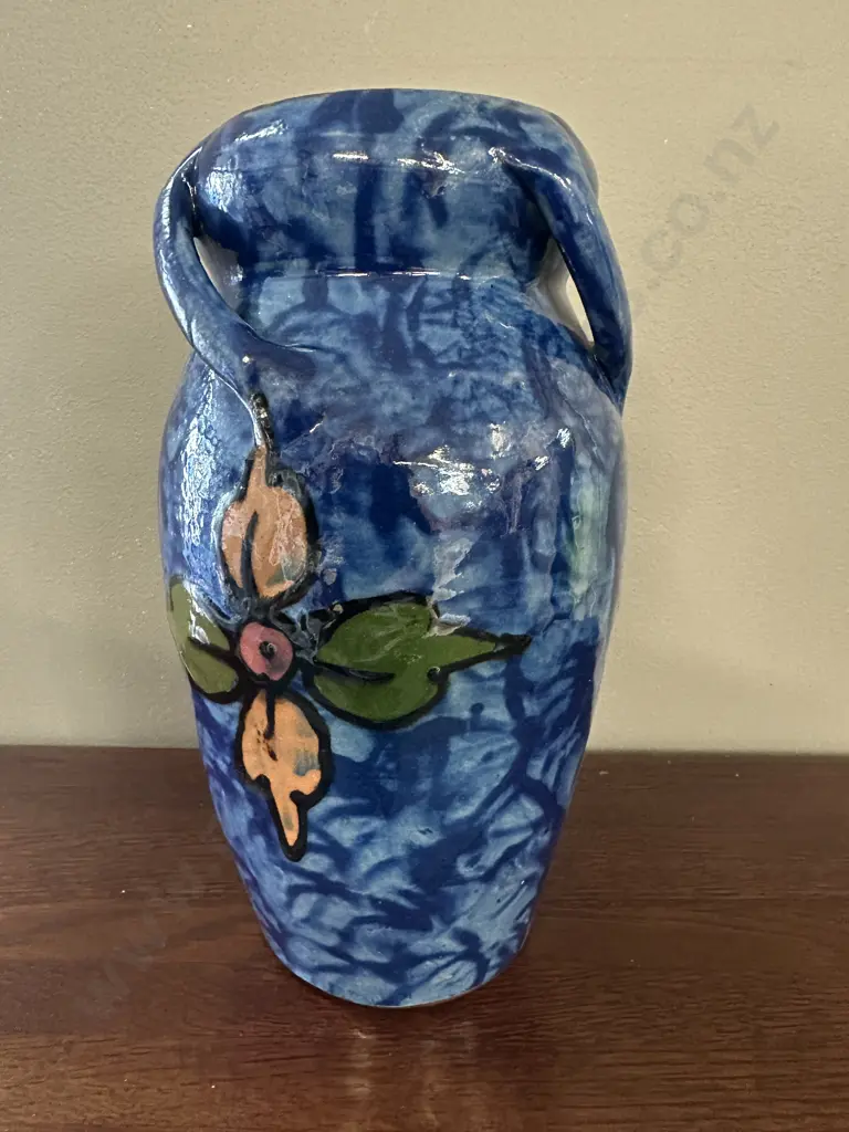 Royal Torquay Hand Made Pottery Vase H24cm. Image 1++