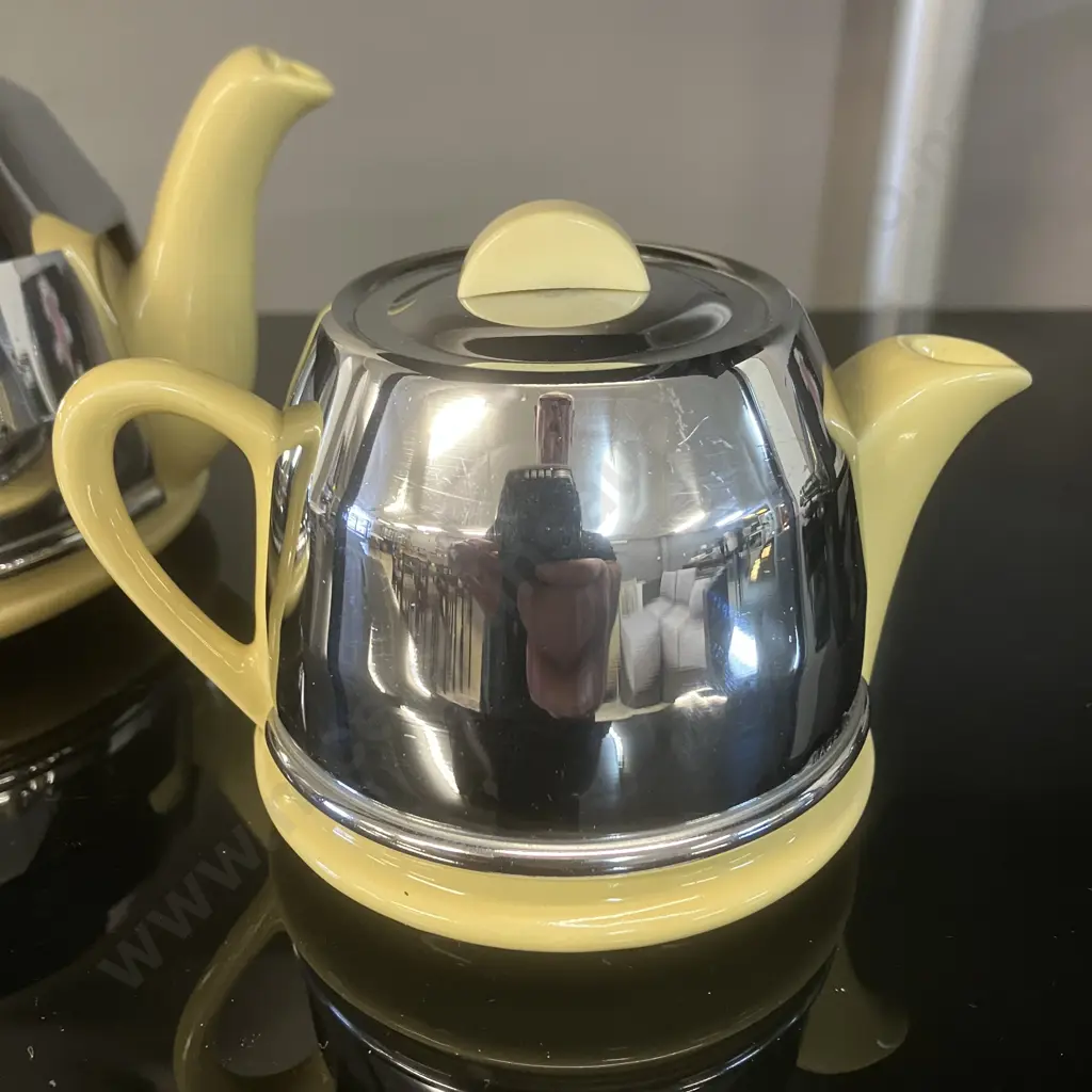 Art Deco Style Tea Pot With Creamer, Yellow & Insulated Chrome, Rd No 877448 1950's Vintage Made In England Image 1++