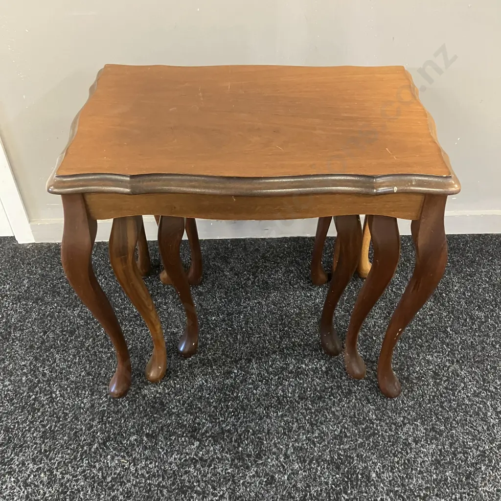 Mahogany Effect Nest Of Three Tables, Cabriole Legs. H48 W51 D33cm Image 1++