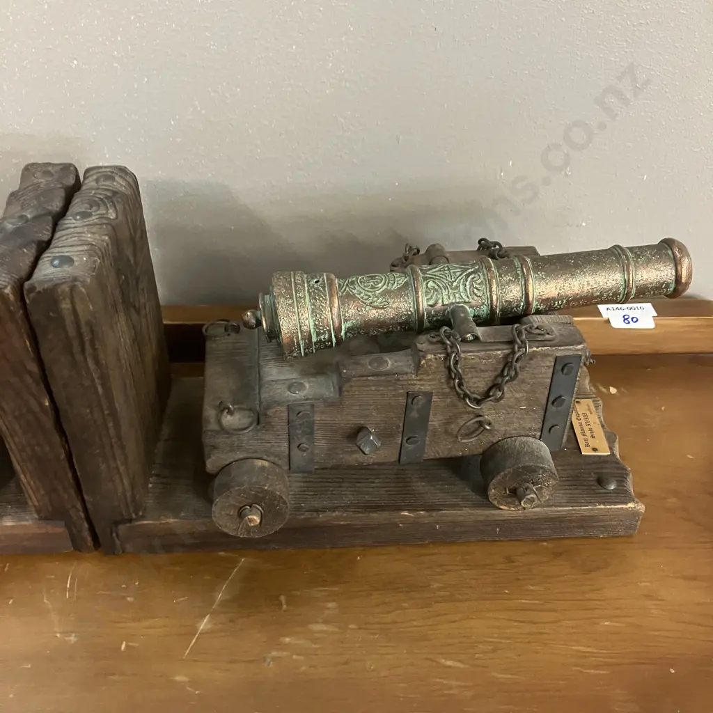 Vintage Copper & Wood Cannon Bookends "Real Marina Espanola Siglo XVIII" H4.5 W48 D9.5cm Image 1++