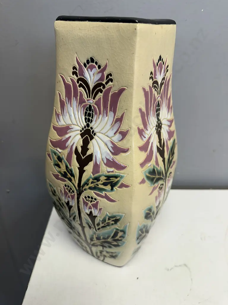Vietnam Vietnamese Dona Ceramic Vase Embossed Design H30cm. Image 1++