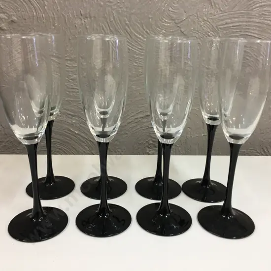 Set Of 8 Luminarc Stemmed Glasses
