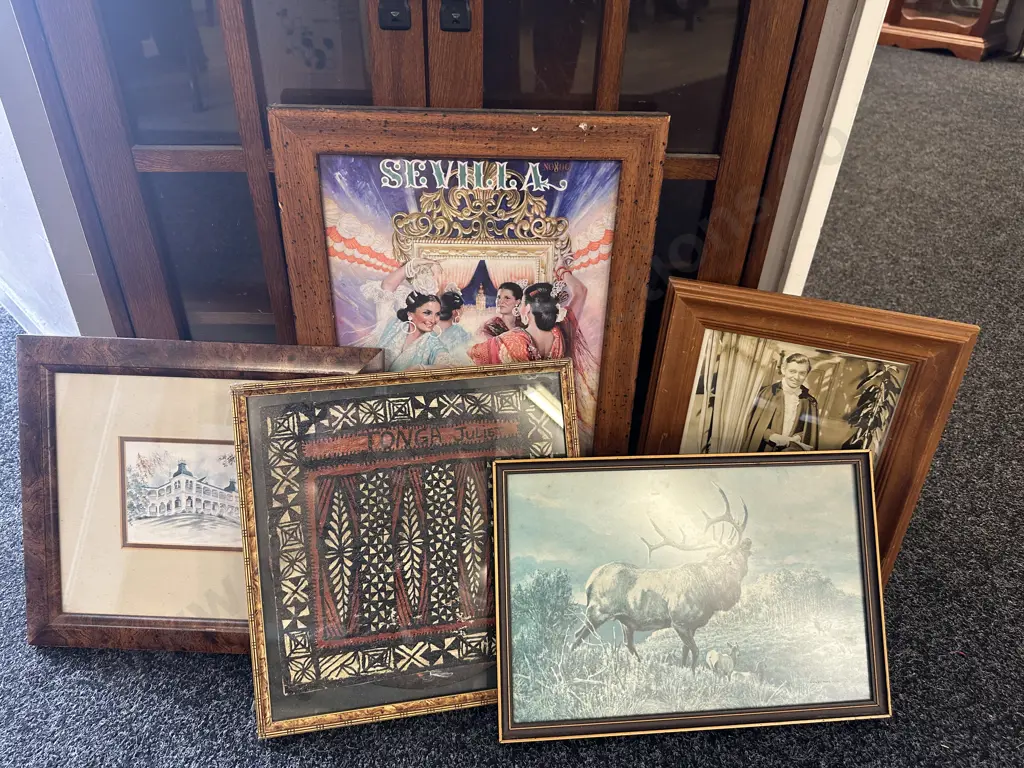 Vintage Framed Artwork x5  Image 1++