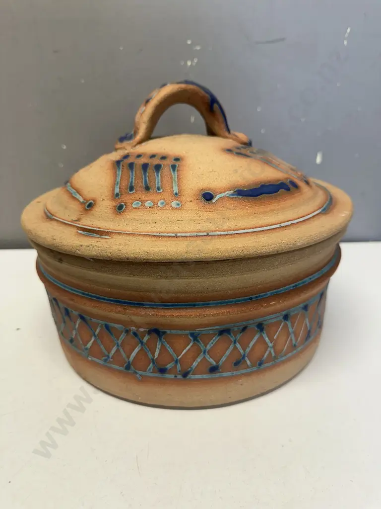 Large Terrocotta Lidded Casserole Dish Mexican Themed Image 1++