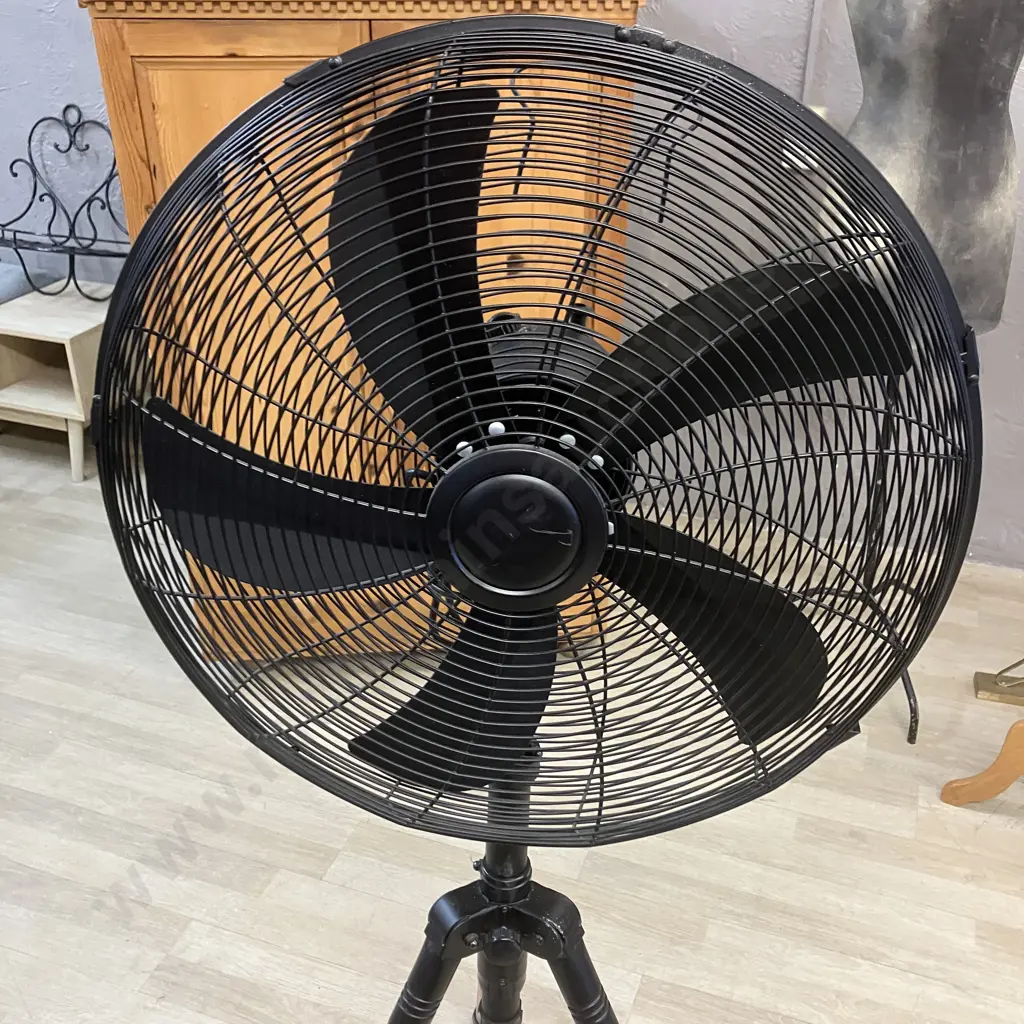 Living & Co 45cm Tripod Fan Image 1++