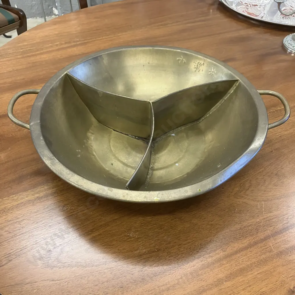 Vintage Chinese Bronze Hot Pot. 11 x 53cm Image 1++
