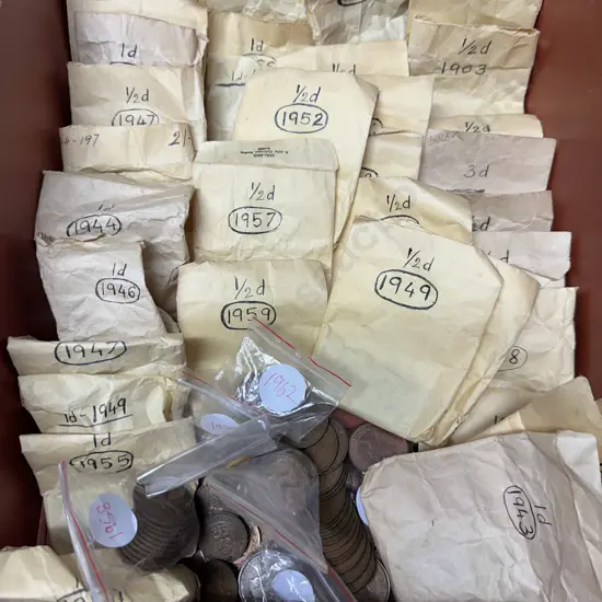 Large Collection Of New Zealand Pennies