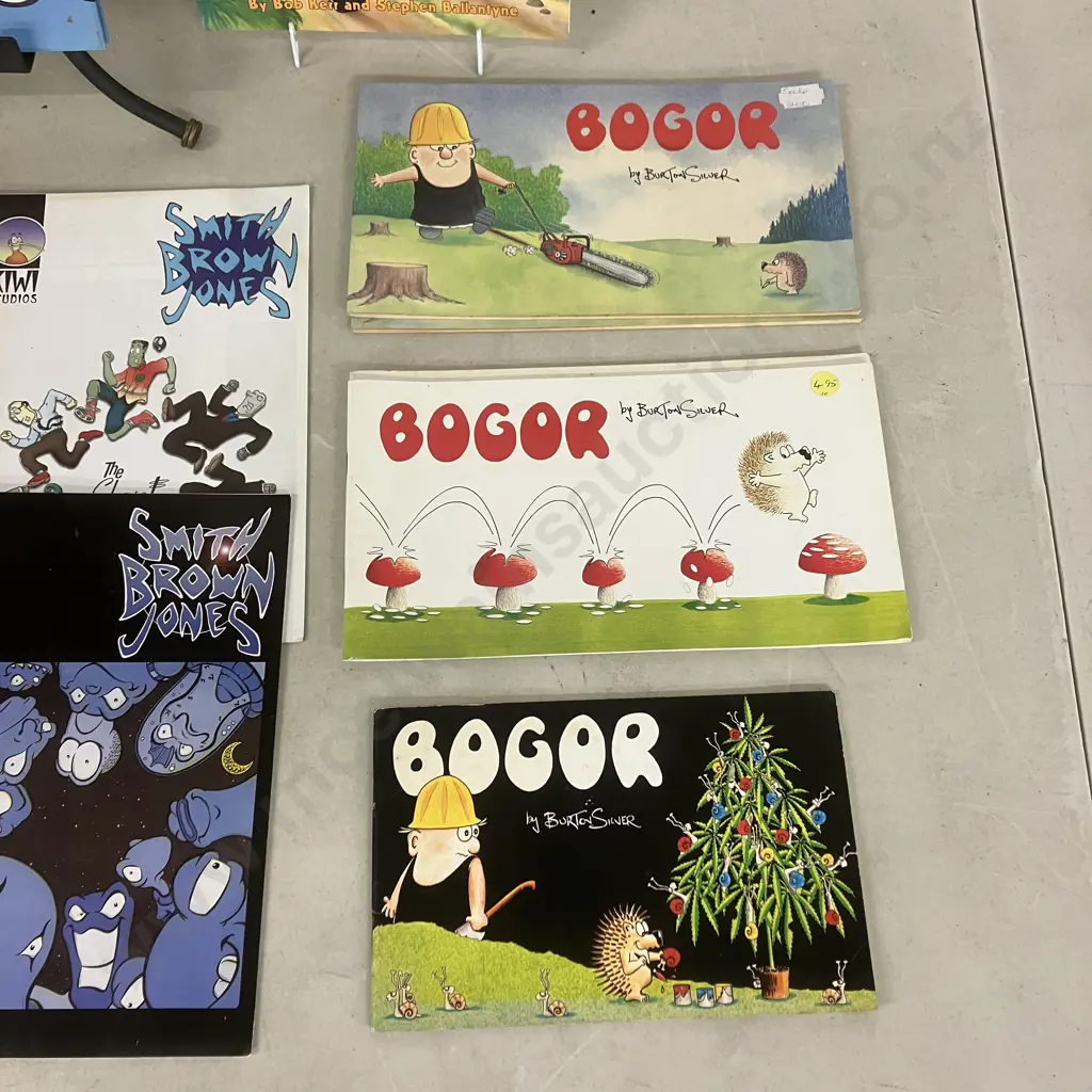 Bro Town Annual 2, Footrot Flats #7, 17, 18, 21, Bogor Books, Terry & The Last Moa Etc Image 1++