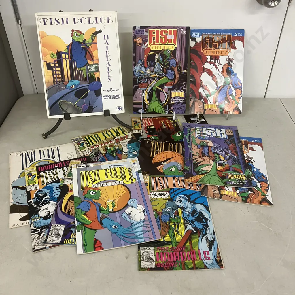 Fish Police Hairballs Softcover With 9 x Fish Police Comics & Fish Shticks #1, #2 & #5 Comic Books, Image 1++