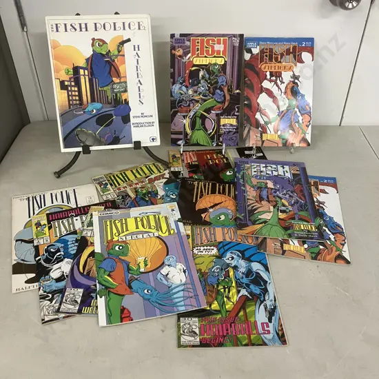 Fish Police Hairballs Softcover With 9 x Fish Police Comics & Fish Shticks #1, #2 & #5 Comic Books,