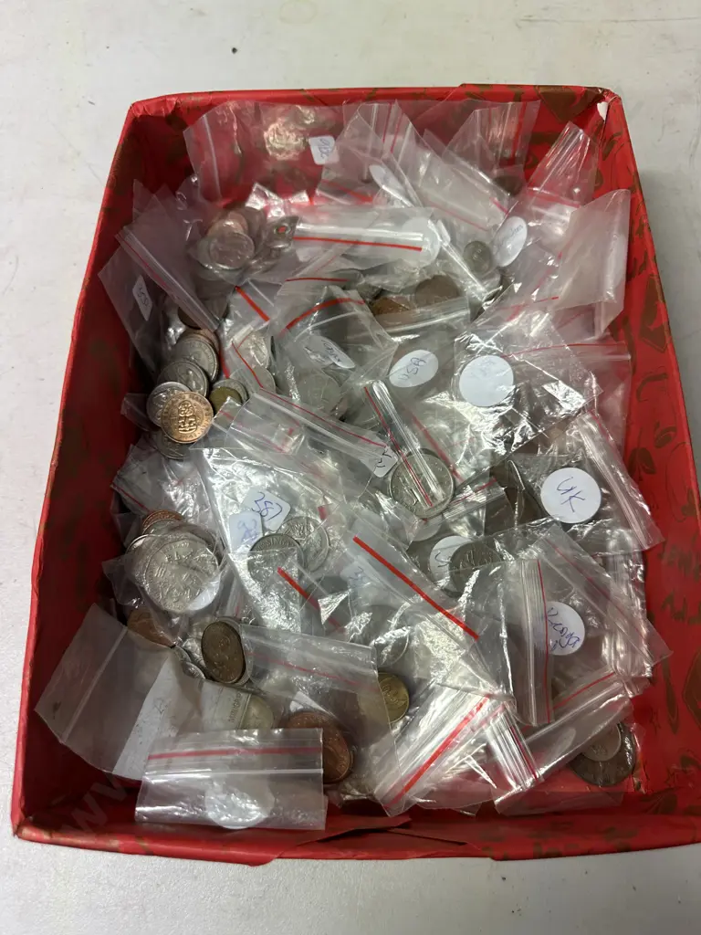 Large Selection Of Collectable Coins Including NZ, Australia, Uk, USA, Etc Image 1++