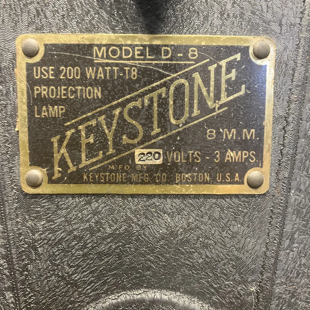 Vintage Keystone Model D-8 Projector In Case (Display Only) Image 1++