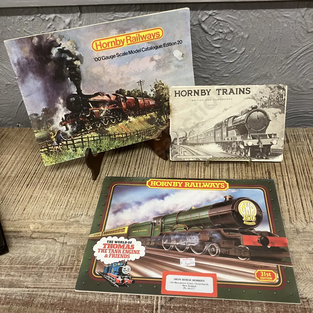 Hornby Trains Catalogue 1930-31 With Hornby Railways OO Gauge Scale Model Catalogue Edition 20 & 31 Image 1++