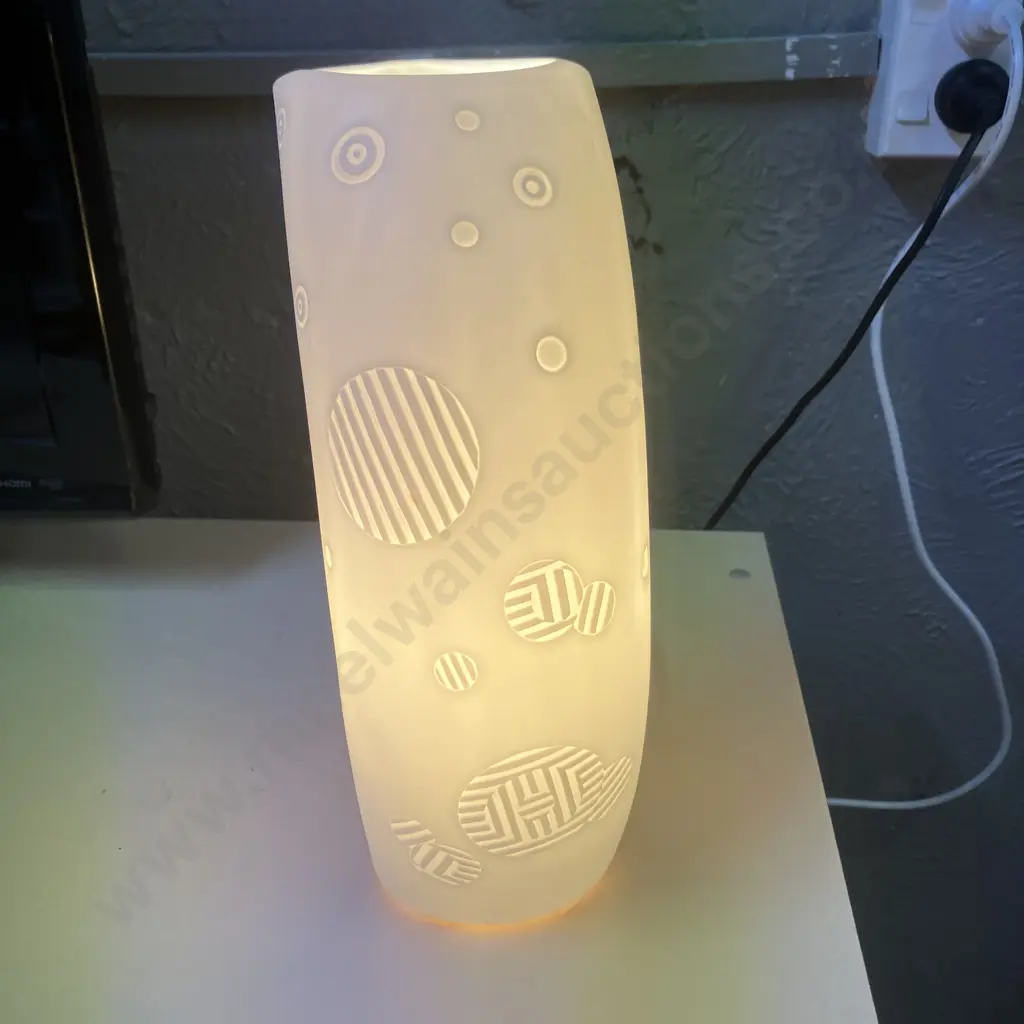 Lemongrass Mood Ceramic Lamp. 31 x 20cm Image 1++