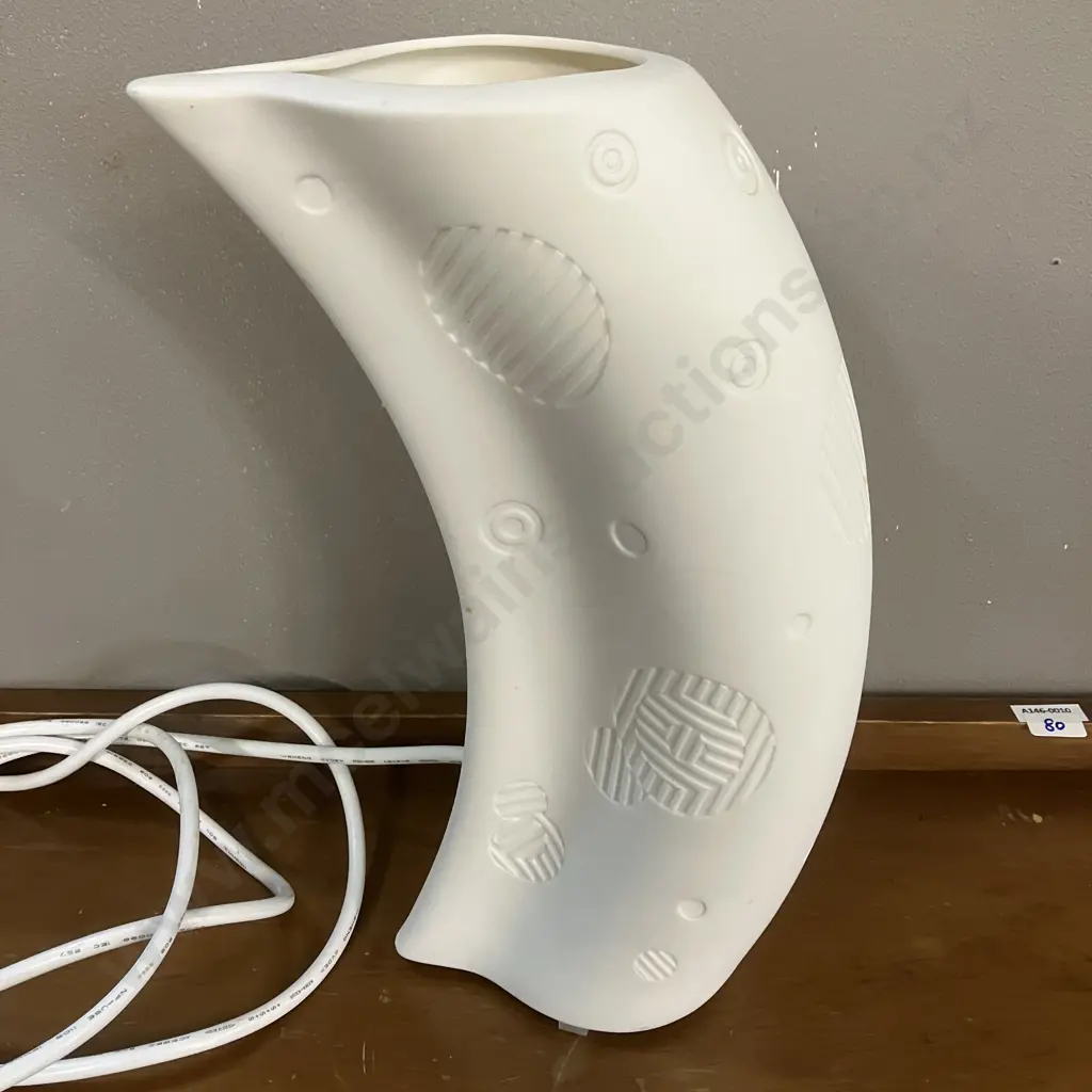 Lemongrass Mood Ceramic Lamp. 31 x 20cm Image 1++