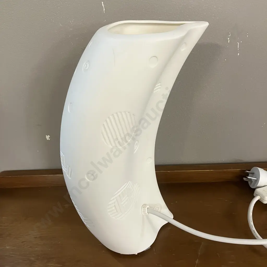 Lemongrass Mood Ceramic Lamp. 31 x 20cm Image 1++