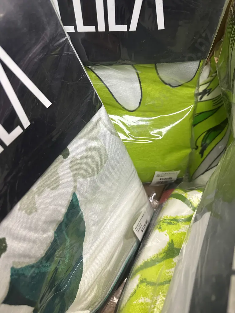 Assorted New VALLILA Fabric Curtains  140x240cm Lime Green Tones Image 1++