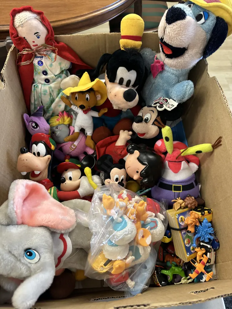 Vintage Childrens Toys Including Disney Etc Image 1++
