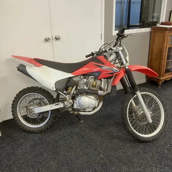 2008 Honda CRF150F Dirt Bike, No Key - #9C2KE02U78R70050 (Sold As Is)