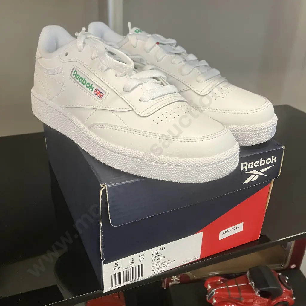 Reebok Club C 85 White / Green Tennis Style Mens Sneakers, Size UK4 EU36 Image 1++