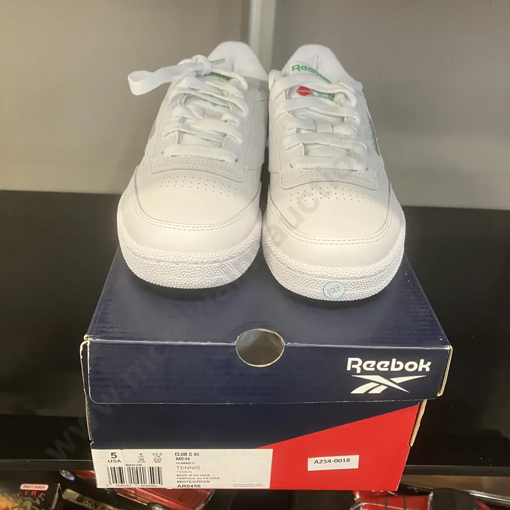 Reebok Club C 85 White / Green Tennis Style Mens Sneakers, Size UK4 EU36 Image 1++